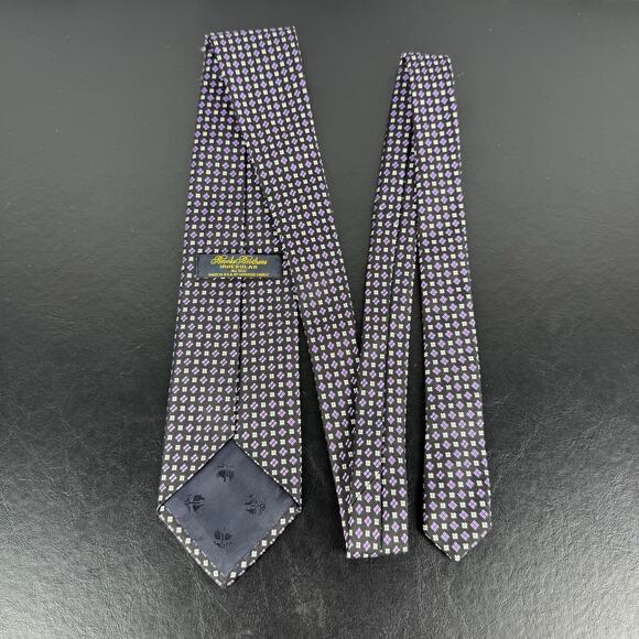 Brooks Brothers Irregular 100% All Silk USA Tie Black Purple - Picture 3 of 4